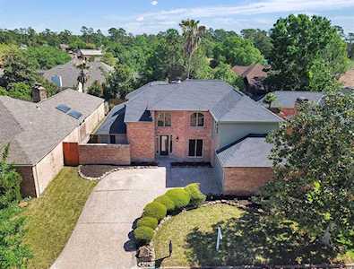 11614 Aspenway Dr Houston, TX 77070