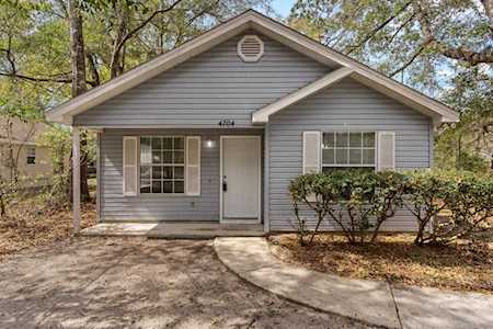 4704 Oleander Dr Tallahassee, FL 32305