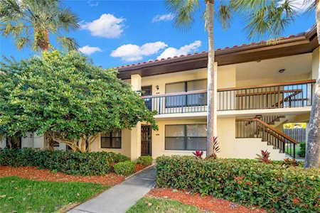 505 Hammock Pine Blvd #505 Clearwater, FL 33761