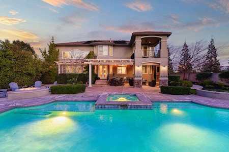 1704 Caithness Court Folsom, CA 95630