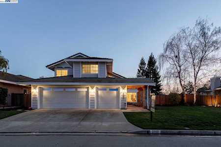 2080 Canyon Crest Ave San Ramon, CA 94582