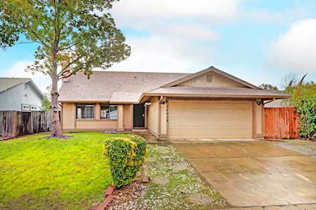 10008 Cordova Glen Court Sacramento, CA 95827