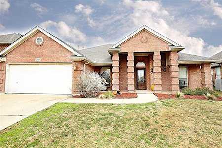 2713 Flint Rock Drive Fort Worth, TX 76131