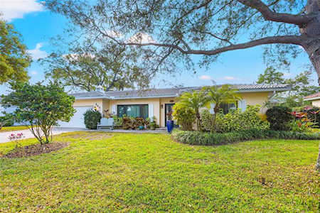 545 Palmetto Rd Belleair, FL 33756