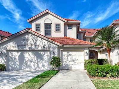 4661 Club Dr #201 Port Charlotte, FL 33953