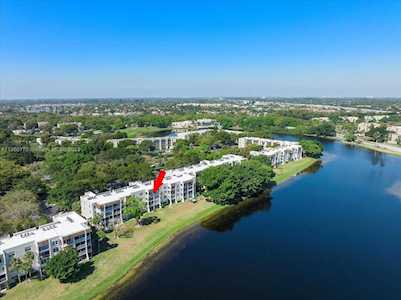 9430 Poinciana Pl #408 Davie, FL 33324