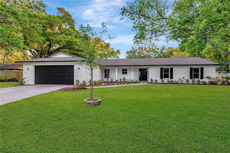 1914 Teepee Dr Tampa, FL 33618