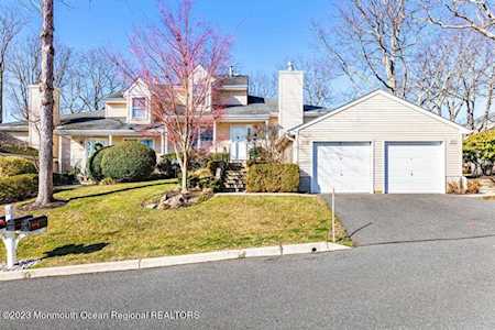 13 Chestnut Ct #D Brielle, NJ 08730
