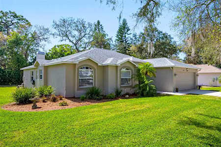 1809 Gulf Beach Blvd Tarpon Springs, FL 34689
