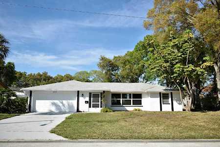 1073 56th Ave S St. Petersburg, FL 33705