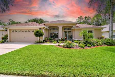 10136 Whisper Pointe Dr Tampa, FL 33647