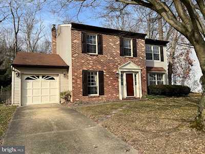1815 Forest Dr Williamstown, NJ 08094