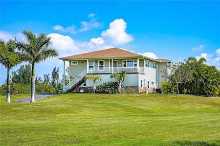 470 Horseshoe Loop Terra Ceia Island, FL 34250