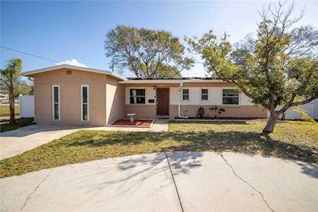 7491 Cedar St NE St. Petersburg, FL 33702