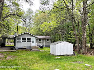 45 Wintergreen Trl Albrightsville, PA 18210