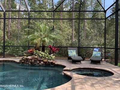 113 E Berkswell DR St Johns, FL 32259