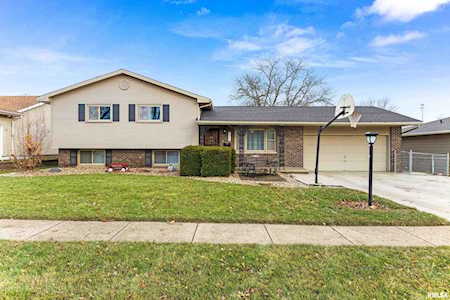 417 Ridgecrest Dr Washington, IL 61571