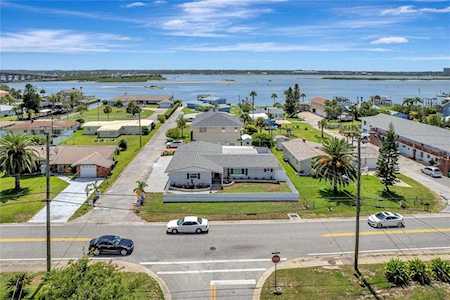 3332 S Peninsula Dr Port Orange, FL 32127
