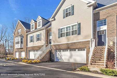 2405 Greentree Dr Manasquan, NJ 08736