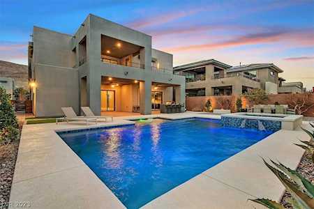 6184 Amber View St Las Vegas, NV 89135