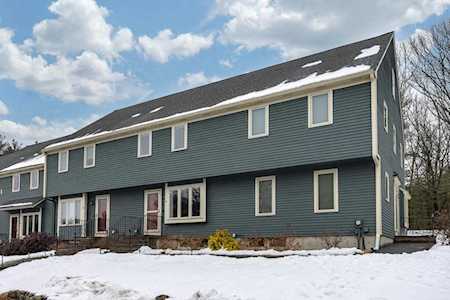 21 Deer Path #6 Maynard, MA 01754