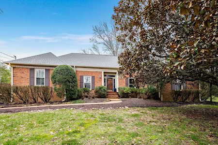 5111 Woodland Hills Dr Brentwood, TN 37027