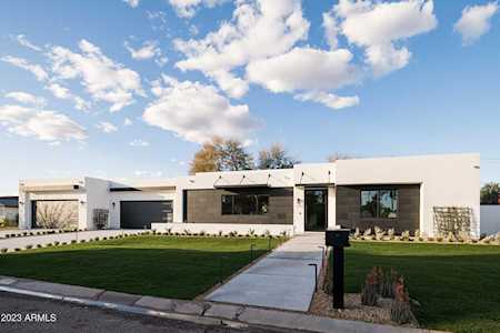 3944 E Roma Avenue Phoenix, AZ 85018