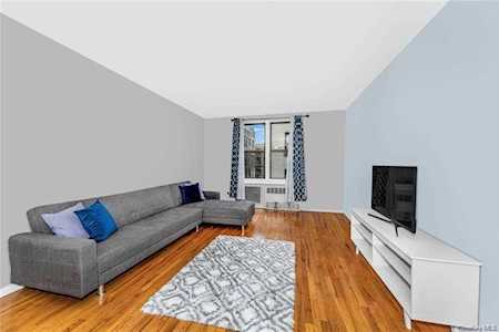 2165 Matthews Avenue #5H Bronx, NY 10462