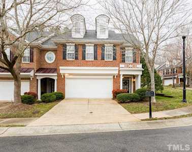 7239 Summit Waters Lane Raleigh, NC 27613