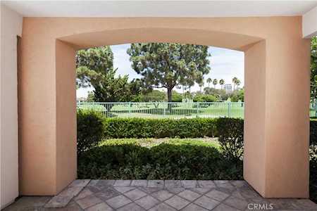 230 Villa Point Dr Newport Beach, CA 92660