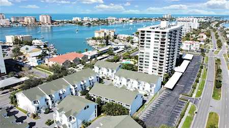320 Island WAY #301 Clearwater, FL 33767