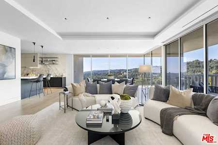 9255 Doheny Rd #1901 West Hollywood, CA 90069