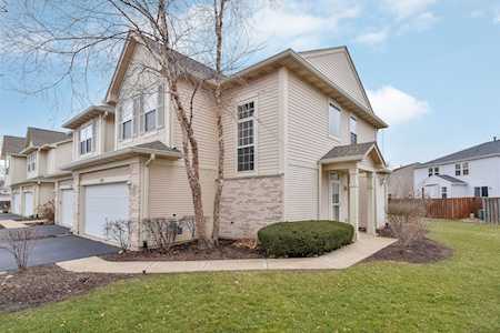 2221 Sunrise Circle Aurora, IL 60503