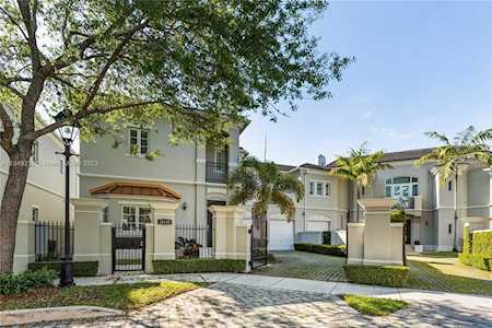 10130 SW 75th Pl Pinecrest, FL 33156