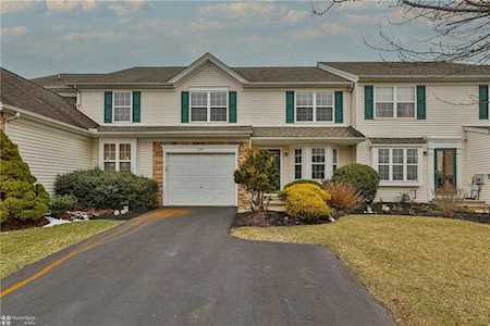 294 Park Ridge Dr Easton, PA 18040