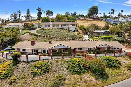 38 Deerhill Dr Rolling Hills Estates, CA 90274