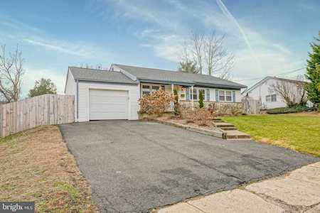 119 Whitman Dr Blackwood, NJ 08012