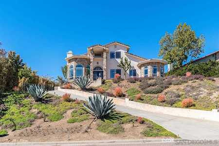 28244 Faircrest Way Escondido, CA 92026