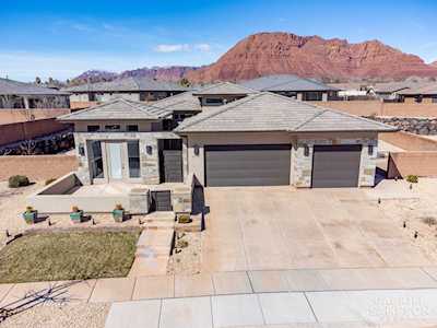 3776 Bella Sol DR Santa Clara, UT 84765