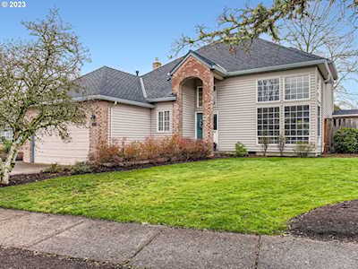 15235 SW Emerald ST Beaverton, OR 97007