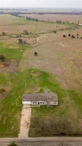 721 Tom Sawyer Road Ennis, TX 75119