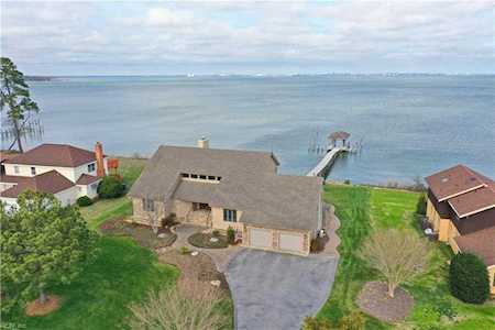 9212 Wigneil St Suffolk, VA 23433