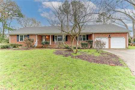 800 Arrow Circle Virginia Beach, VA 23452