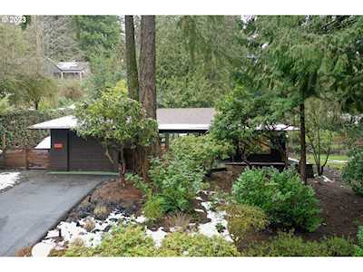 1600 SW Highland PKWY Portland, OR 97221