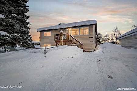 2200 W 47th Ave Anchorage, AK 99517