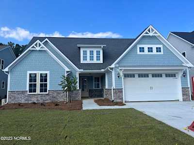 21 E Lightning Bug Way Hampstead, NC 28443