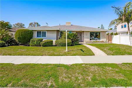 1721 Main St Huntington Beach, CA 92648