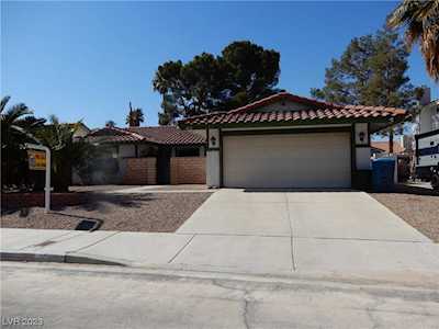 7439 Trudy Ln Las Vegas, NV 89123