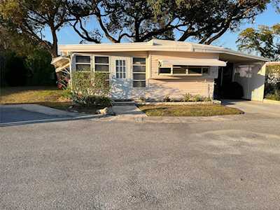 29250 Us Highway 19 N #402 Clearwater, FL 33761