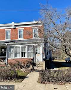 447 Beechwood Ave Darby, PA 19023